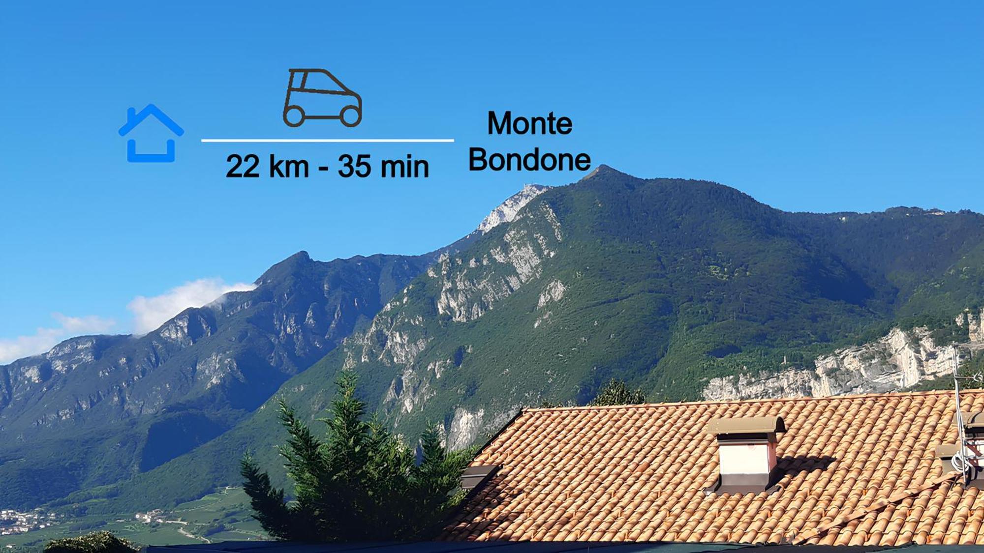 Over The Castle Apartment Trento Exterior foto