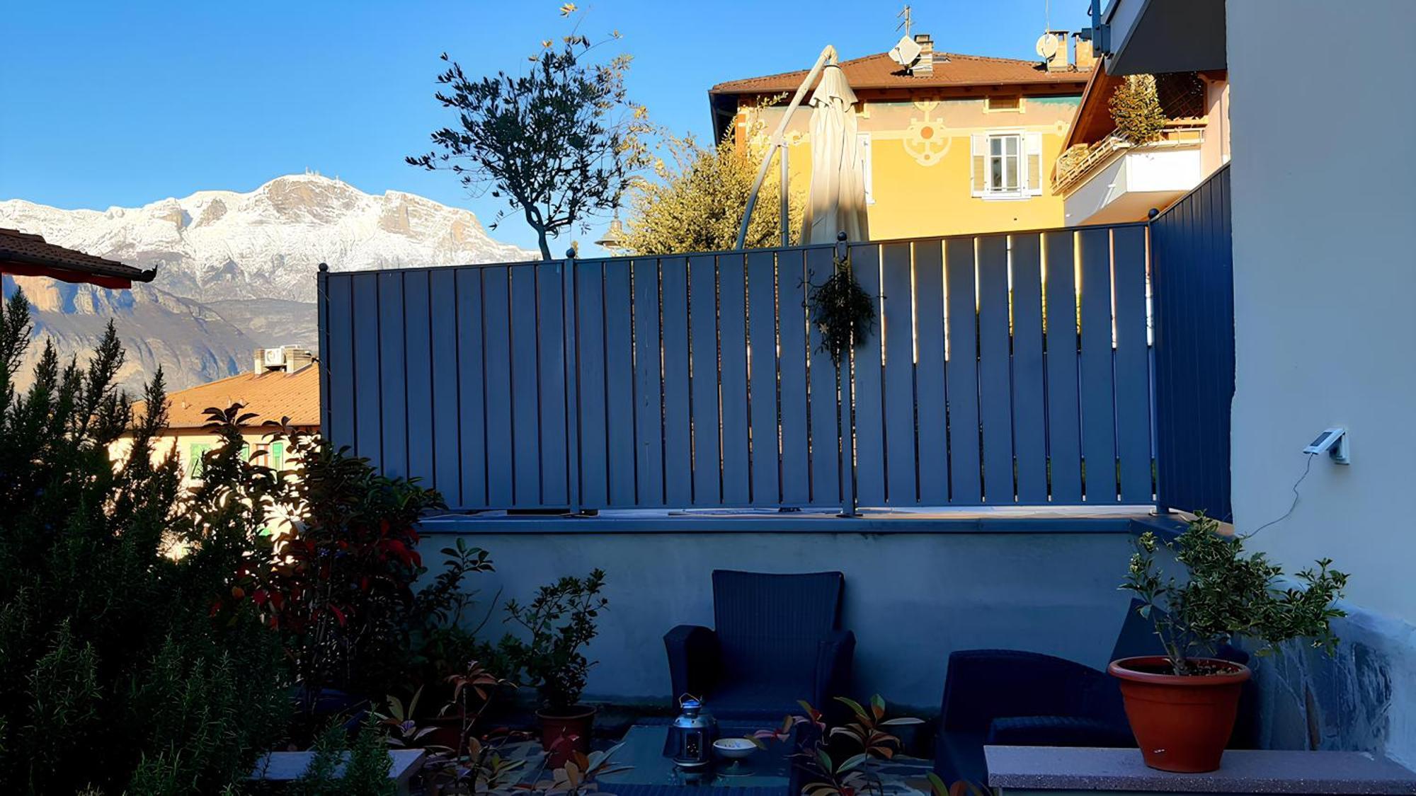 Over The Castle Apartment Trento Exterior foto